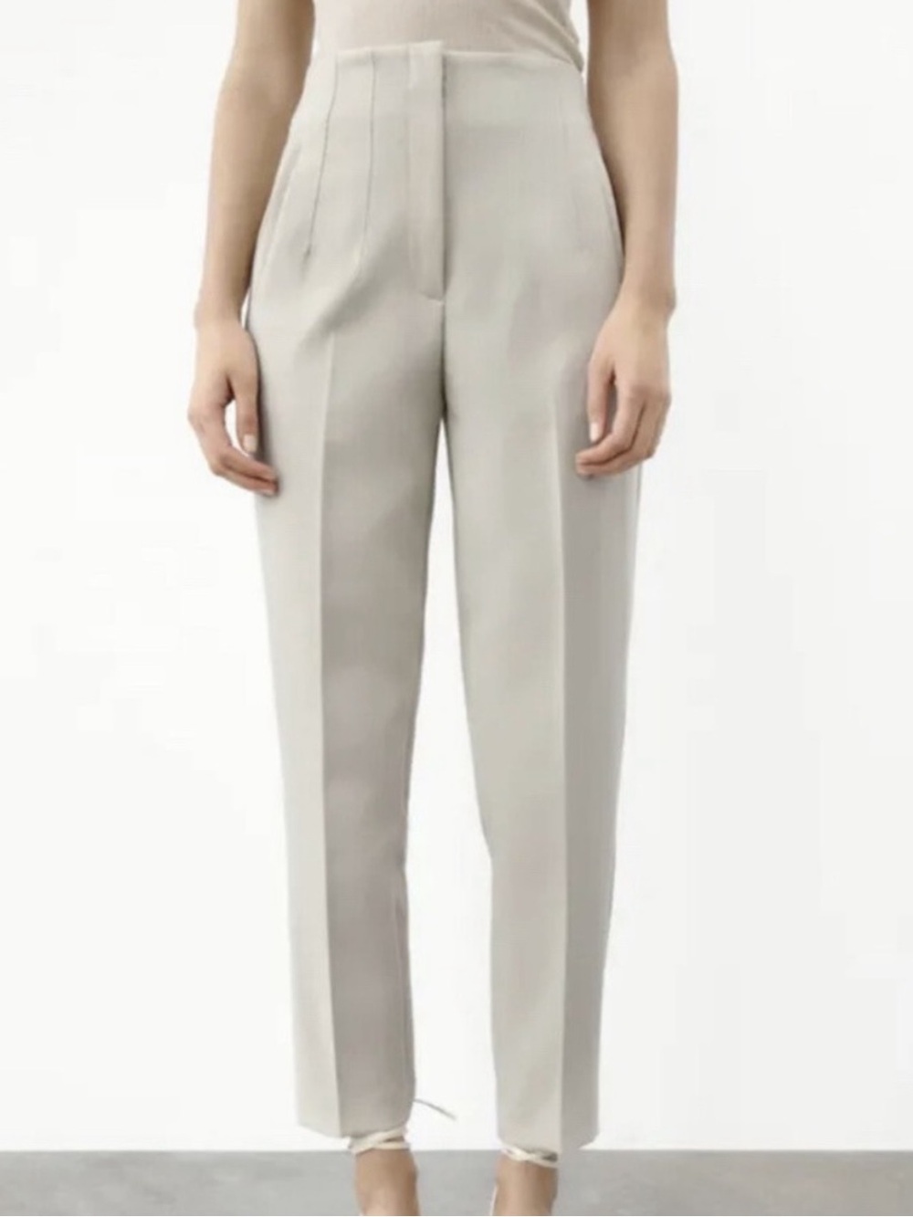 Zara High-Waist Straight Leg Beige Trousers Pleated